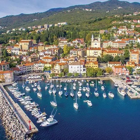 Vallelosca Garden Pensionat 4*