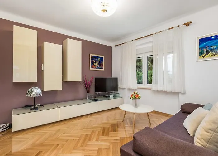 Vallelosca Garden بيت ضيافة